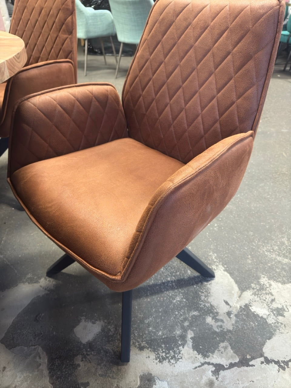 Ronde eettafel + 6 Stoelen + Pot Gratis Retour24