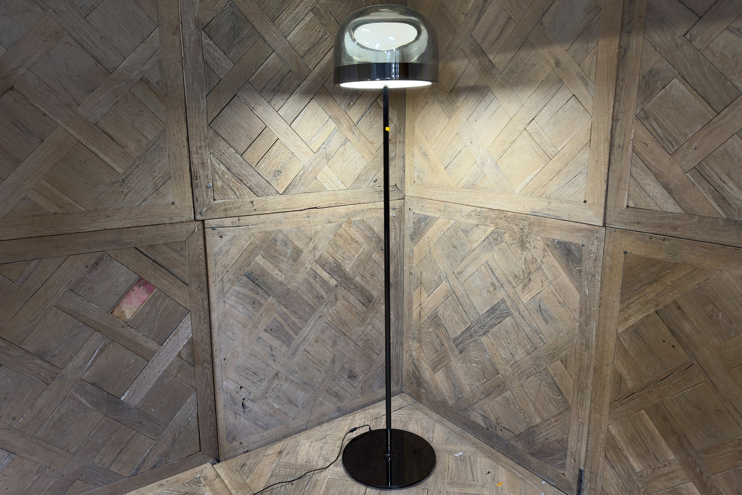 Roxxz Design - Vloerlamp - Rookglazen kap Retour24